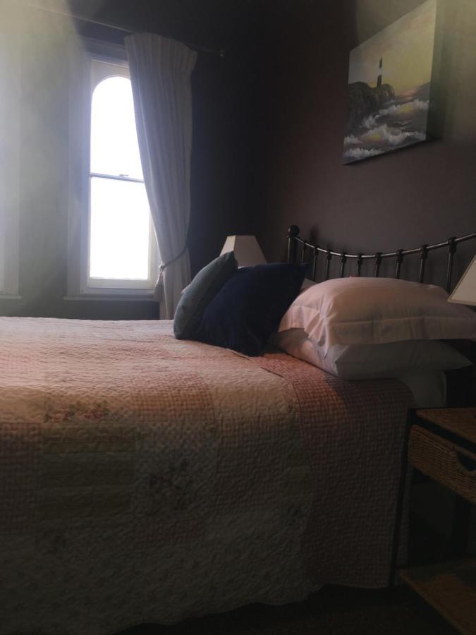 Regency House Bed & Breakfast Walton-on-the-Naze Dış mekan fotoğraf