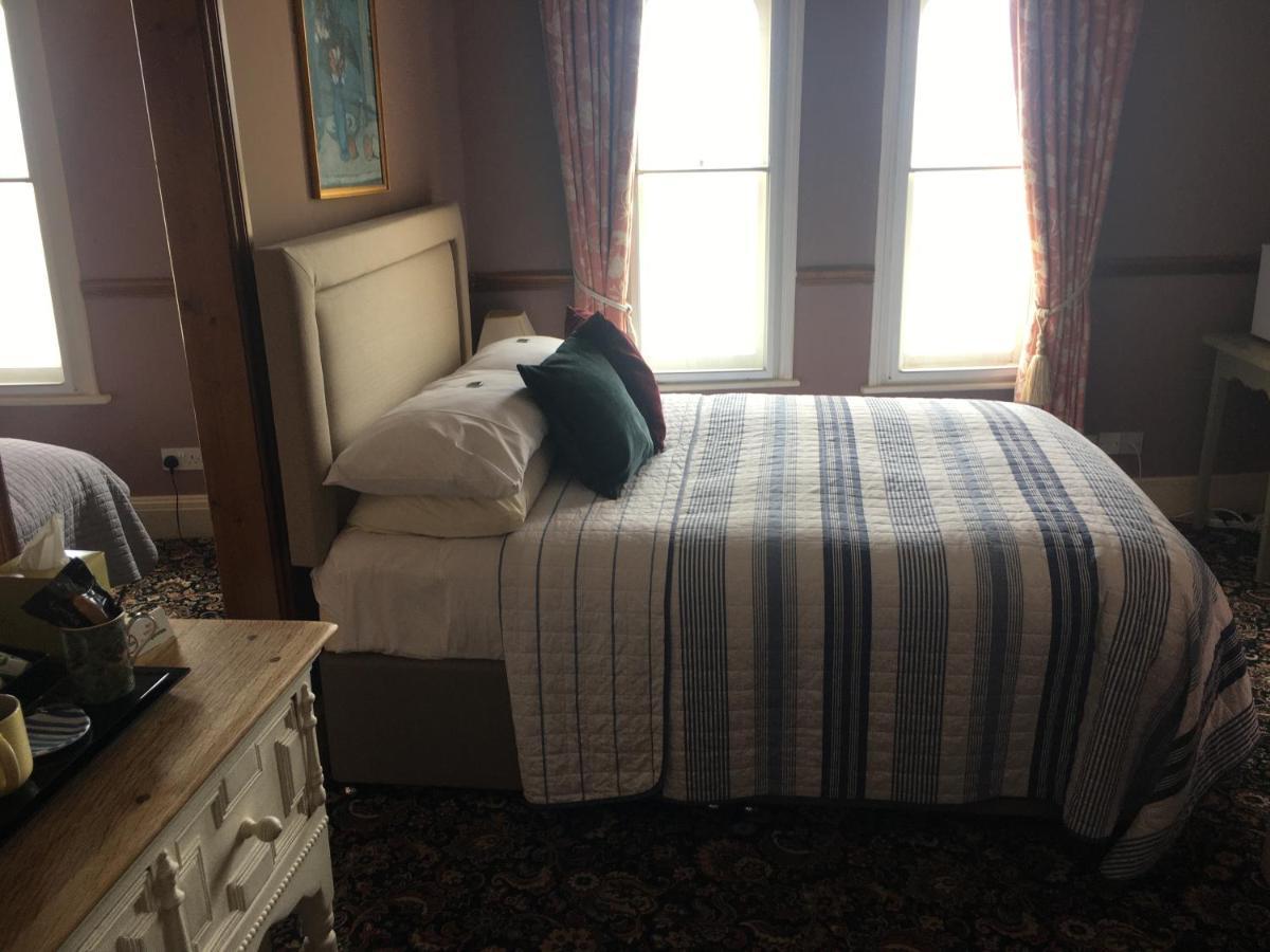 Regency House Bed & Breakfast Walton-on-the-Naze Dış mekan fotoğraf